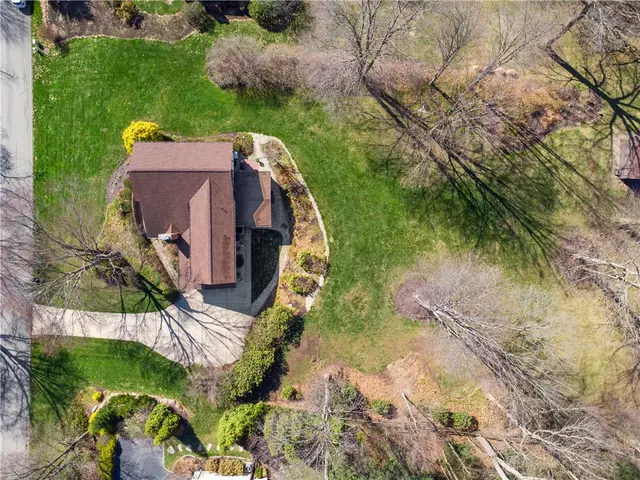 3863 Grove Road gallery image 38