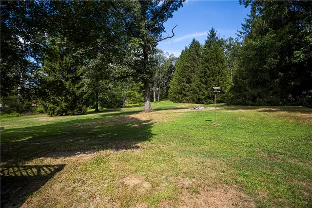 3875 Anderson Rd gallery image 17
