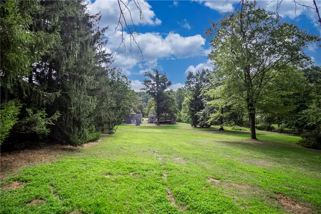 3875 Anderson Rd gallery image 30