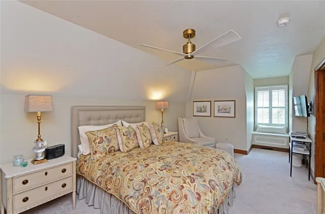 3875 Ashland Ct gallery image 3