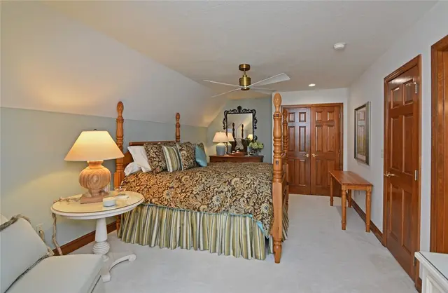 3875 Ashland Ct gallery image 17