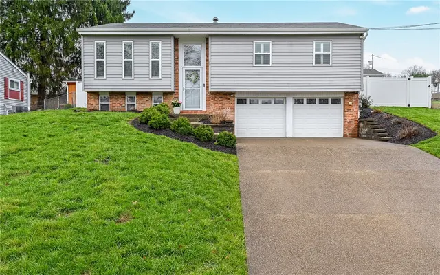 388 Highview Street
