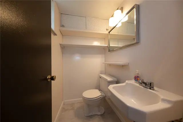 3885 COLDWATER DRIVE gallery image 16
