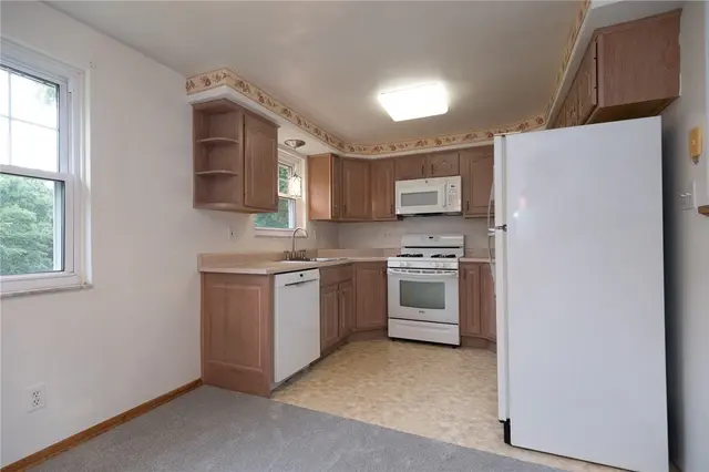 3885 COLDWATER DRIVE gallery image 23