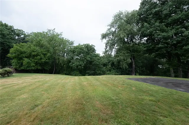3885 COLDWATER DRIVE gallery image 34