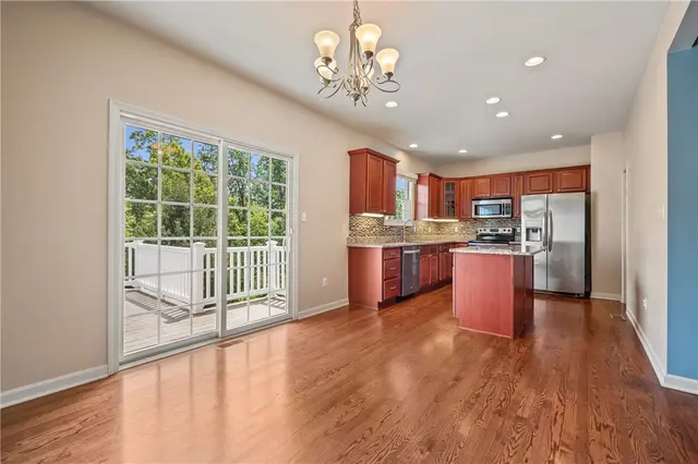 389 Marshall Heights Dr gallery image 17