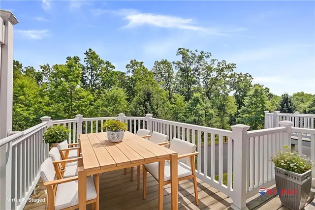 389 Marshall Heights Dr gallery image 18