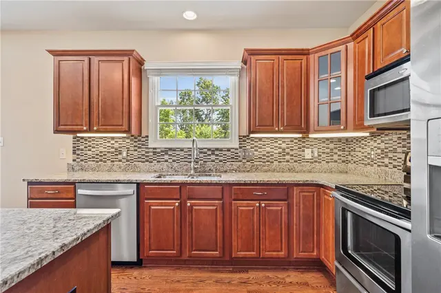 389 Marshall Heights Dr gallery image 32