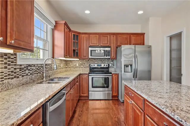 389 Marshall Heights Dr gallery image 40