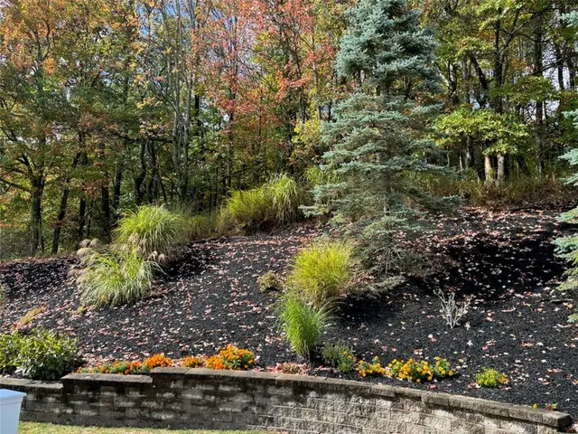 3893 Ashland Court gallery image 8