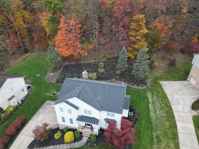 3893 Ashland Court gallery image 12