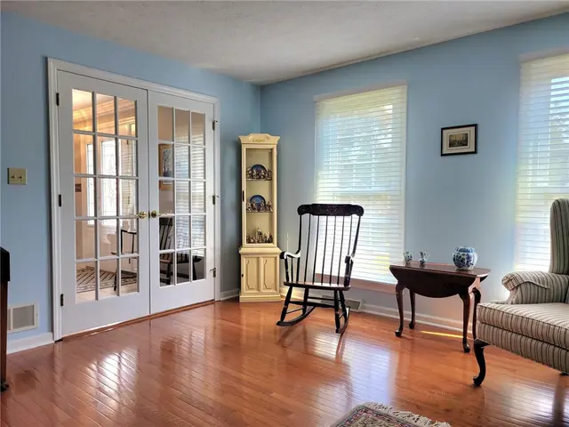 3893 Ashland Court gallery image 22