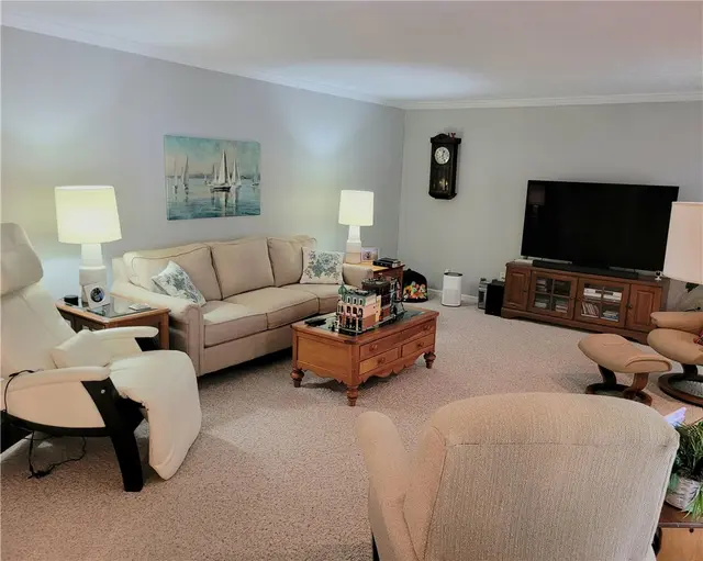 3893 Ashland Court gallery image 44