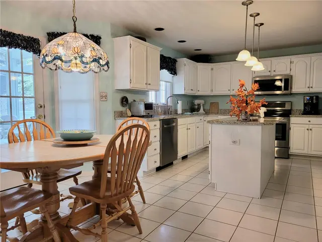 3893 Ashland Court gallery image 45