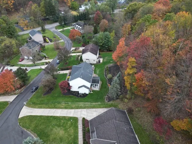 3893 Ashland Court gallery image 46