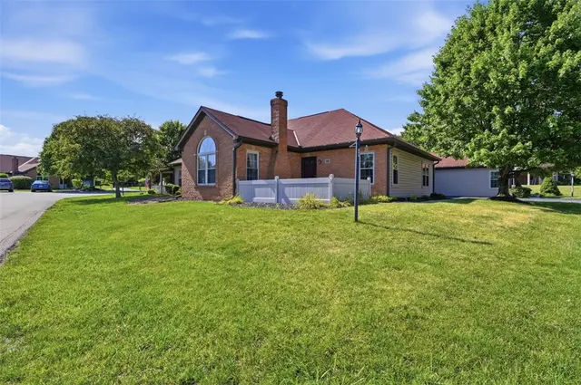 39 Ashford Dr gallery image 14