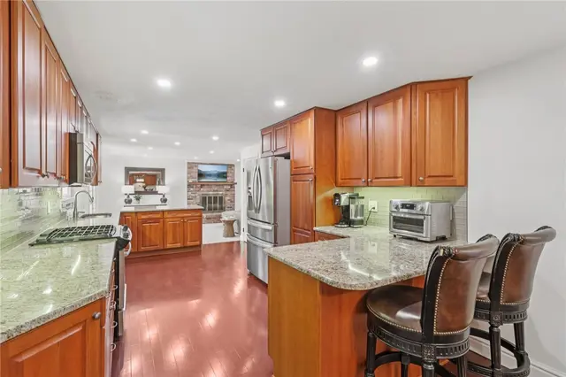 39 Canter Dr gallery image 2