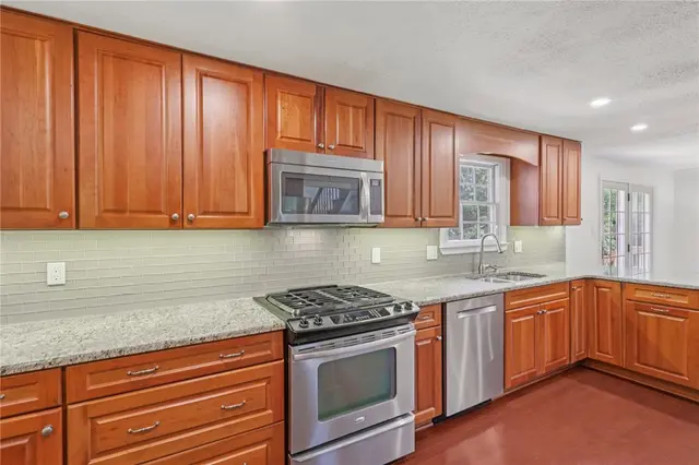 39 Canter Dr gallery image 14