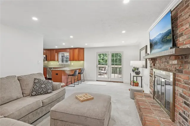 39 Canter Dr gallery image 15