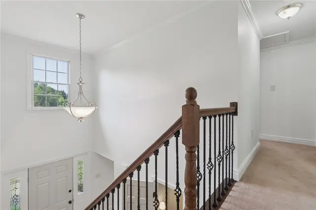 39 Canter Dr gallery image 19