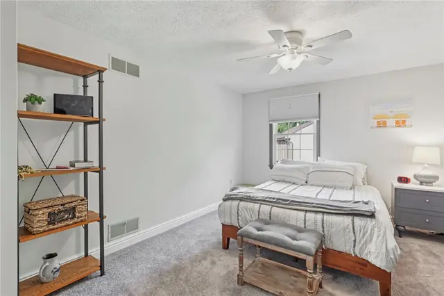 39 Canter Dr gallery image 48