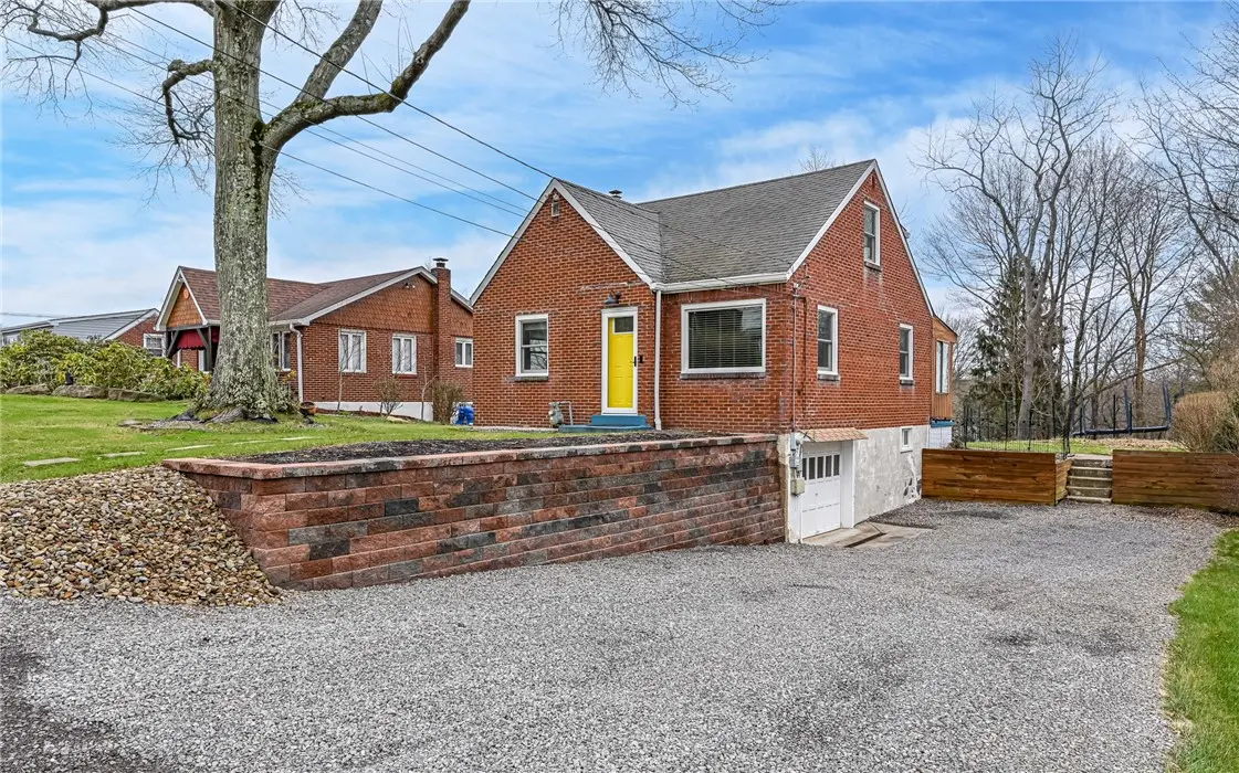3900 Bonita Dr