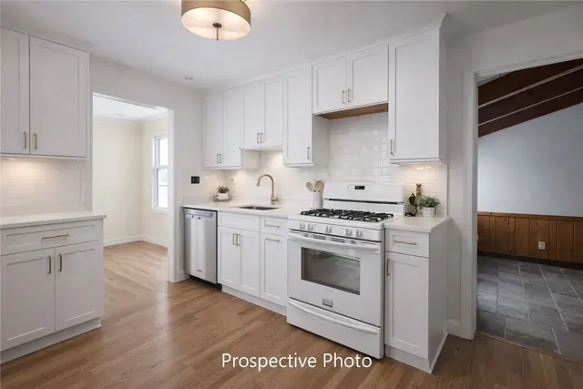 3903 Milton gallery image 9