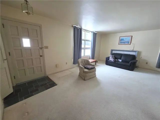3903 Milton gallery image 34