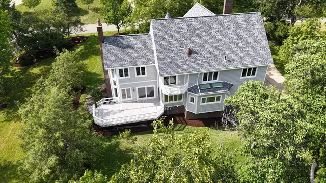3920 Shadowood Circle gallery image 8