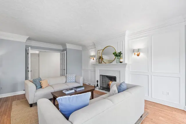 3920 Shadowood Circle gallery image 17