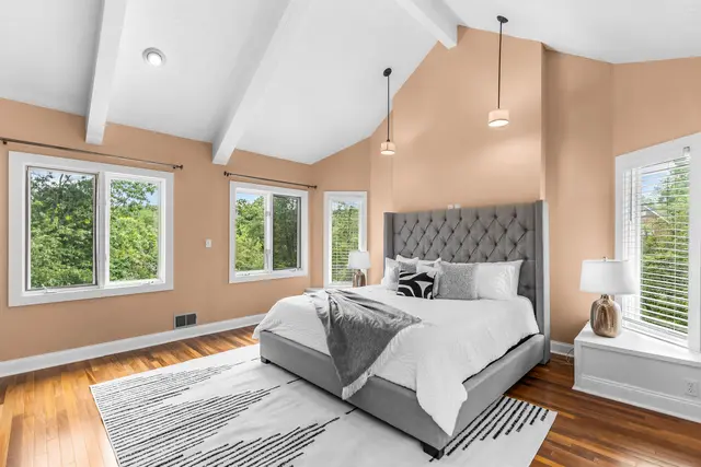 3920 Shadowood Circle gallery image 34