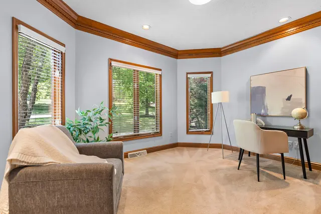 3920 Shadowood Circle gallery image 42