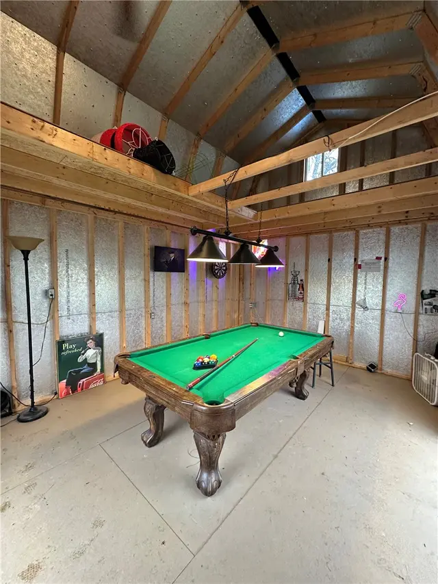 3933 Hardt Dr gallery image 6