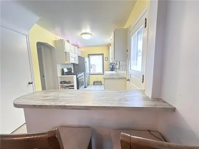 3933 Hardt Dr gallery image 26