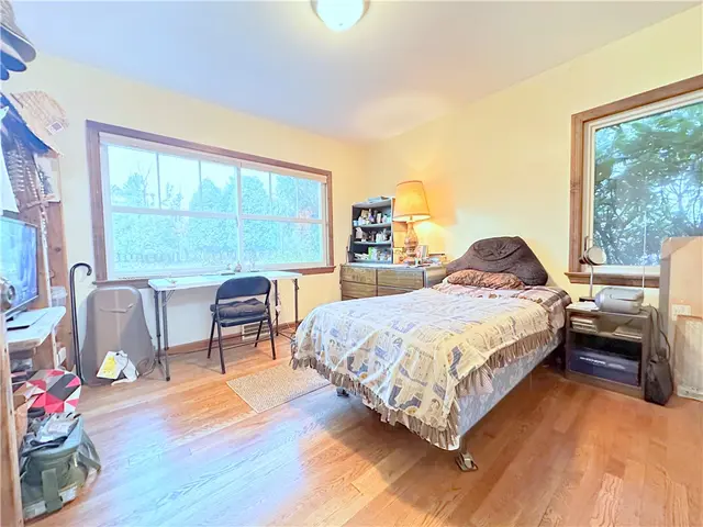 3933 Hardt Dr gallery image 36