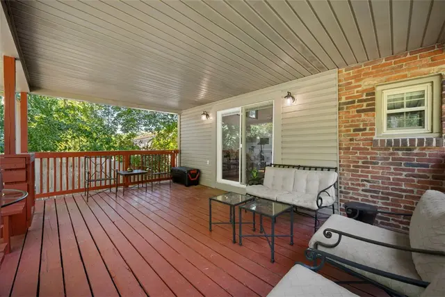 3943 Bonita Dr gallery image 10