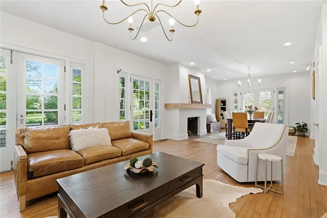 3944 Bakerstown Rd gallery image 7