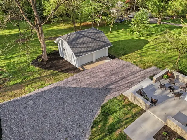 3944 Bakerstown Rd gallery image 9