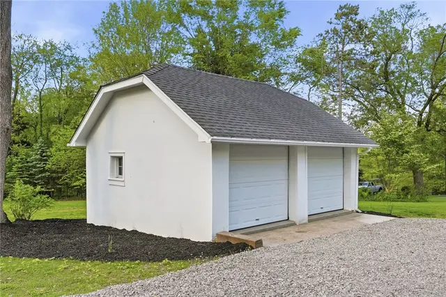 3944 Bakerstown Rd gallery image 16