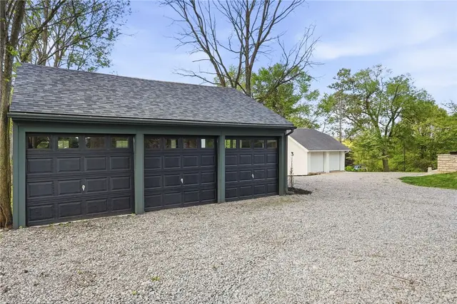 3944 Bakerstown Rd gallery image 26