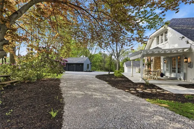3944 Bakerstown Rd gallery image 39