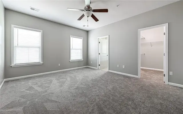 400 Fairmont Dr gallery image 14