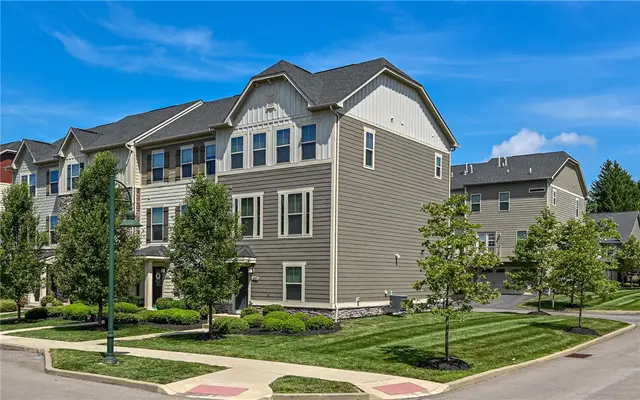 400 Fairmont Dr gallery image 23