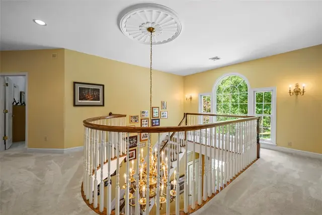 400 Fern Hollow Lane gallery image 13