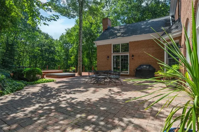 400 Fern Hollow Lane gallery image 40