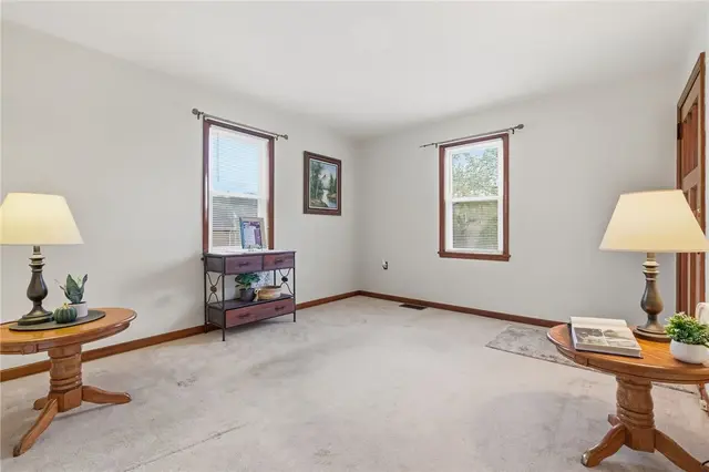 4000 Cole Ave gallery image 5