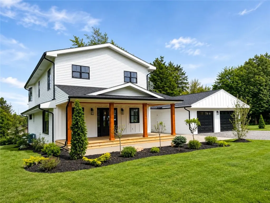 4001 Buckboard Trail