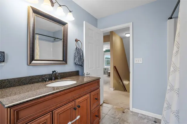 4008 Crestwood Dr gallery image 7