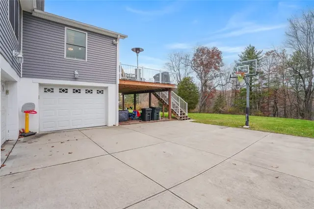 4008 Crestwood Dr gallery image 20