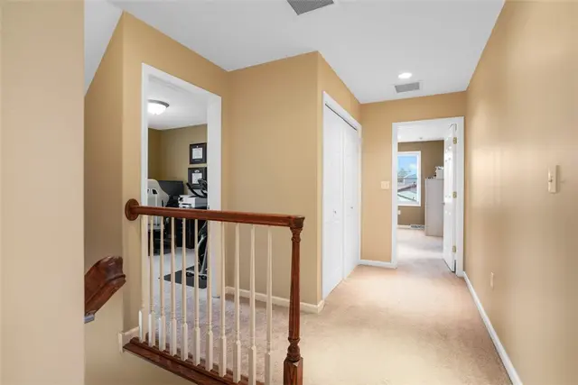 4008 Crestwood Dr gallery image 30